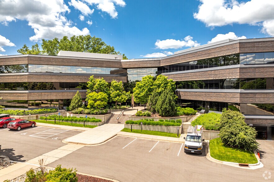 More Photos Of 1250 Northland Dr, Saint Paul Unknown For Lease