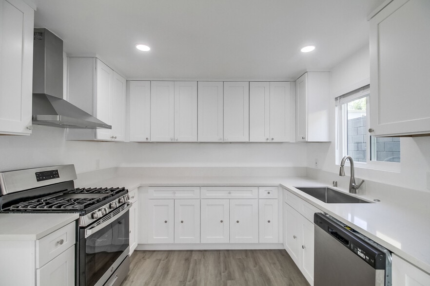 More Photos Of 4410 Highland Ave, San Diego Apartments For Sale