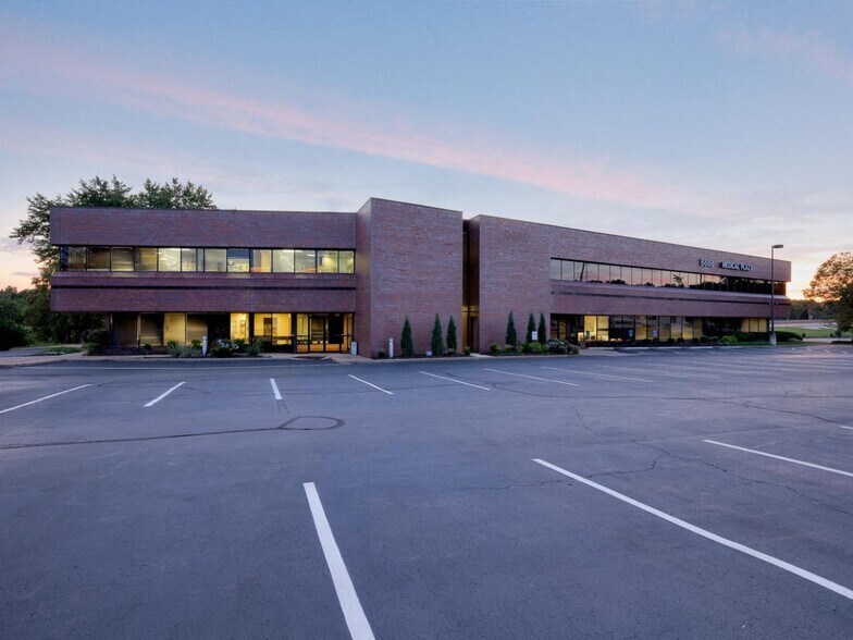 More Photos Of 8888 Ladue Rd, Ladue Medical For Lease