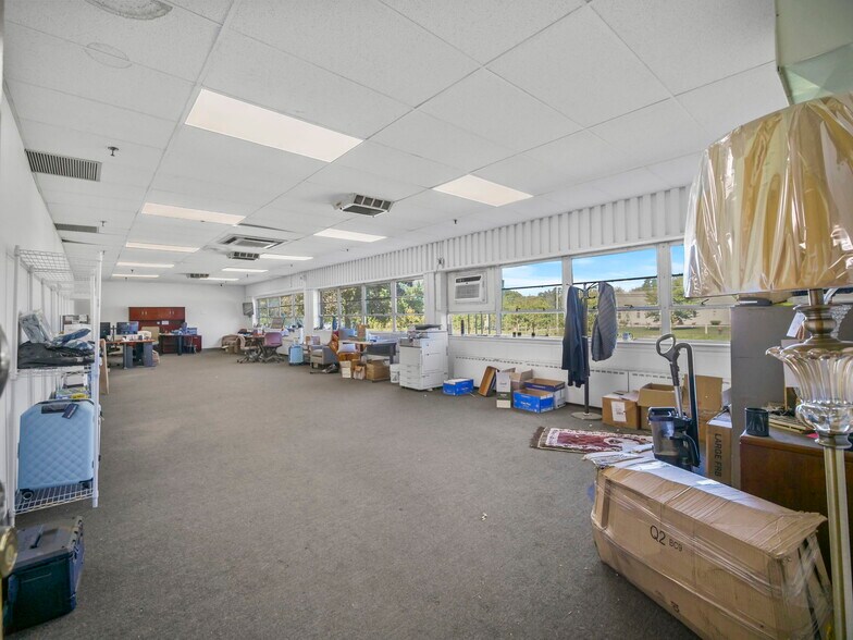 More Photos Of 1434-1440 County Rd 565, Sussex Manufacturing For Sale