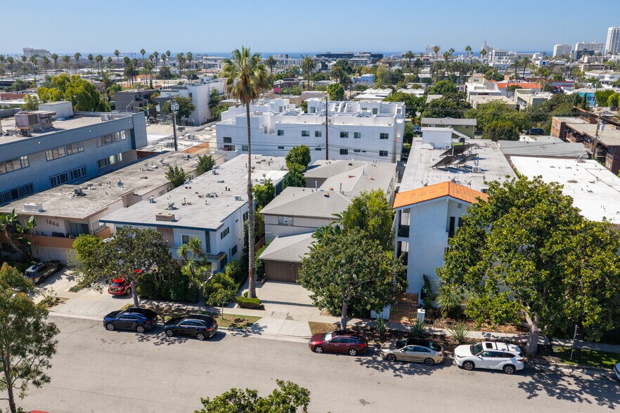 More Photos Of 1434 15th St, Santa Monica Apartments For Sale