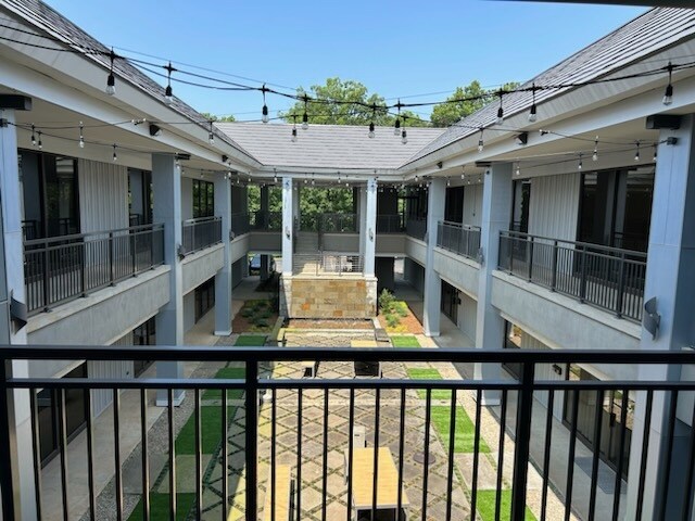 More Photos Of 6255 Barfield Rd NE, Atlanta Office For Lease