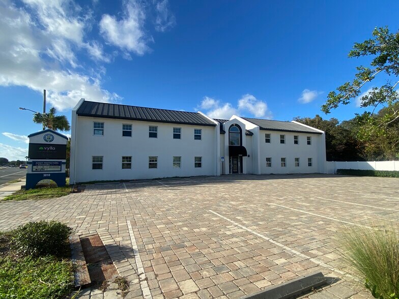 More Photos Of 3010 S 3rd St, Jacksonville Beach Office For Lease