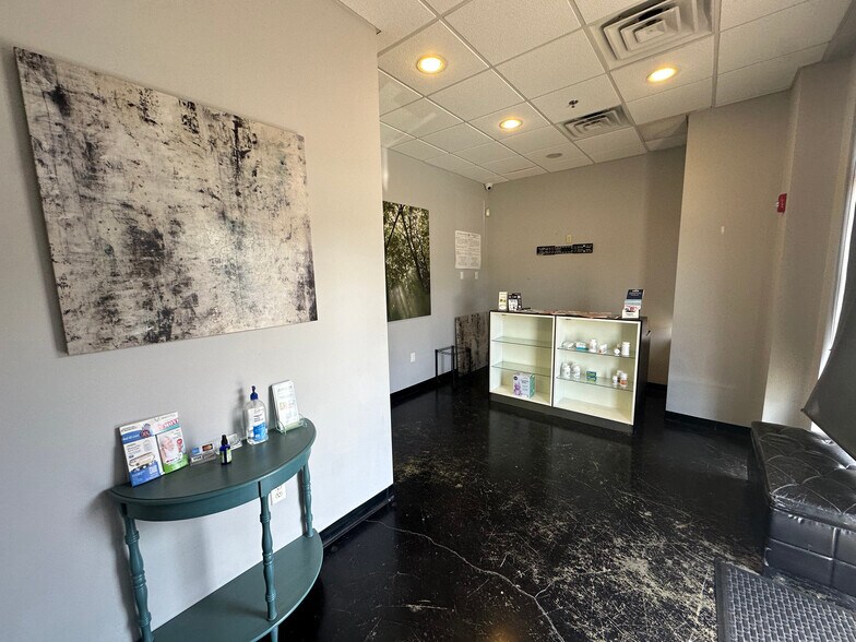 More Photos Of 1403 Highway 6, Sugar Land Medical For Lease