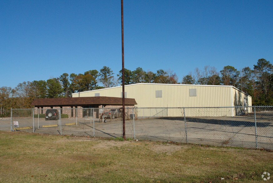 More Photos Of 2537 Ms-15 N, Laurel Warehouse For Sale