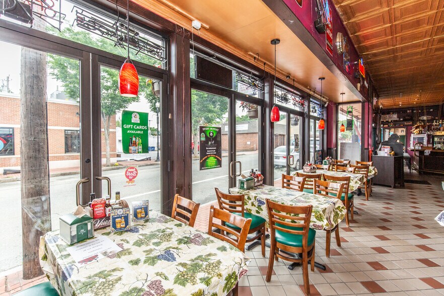 More Photos Of 2020-2026 Smith St, North Providence Freestanding For Sale