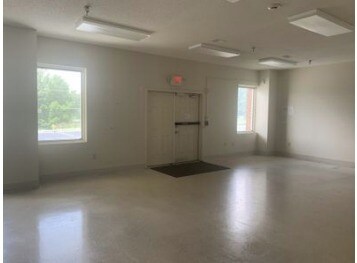 More Photos Of 653 Chamberlin Ave, Frankfort Office For Sale
