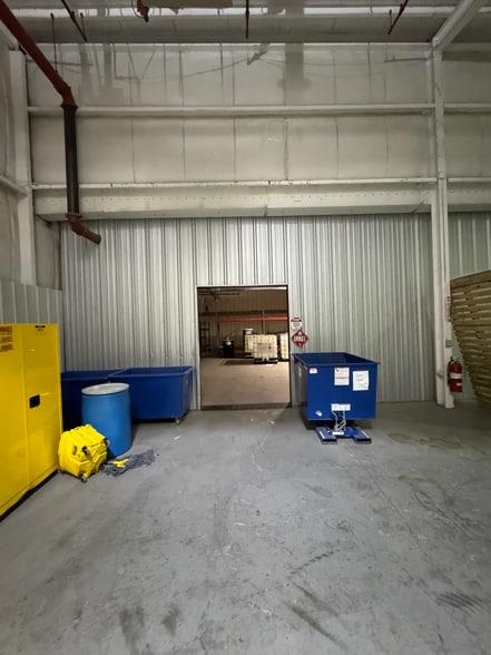 More Photos Of 3105 E Reno Ave, Oklahoma City Warehouse For Lease