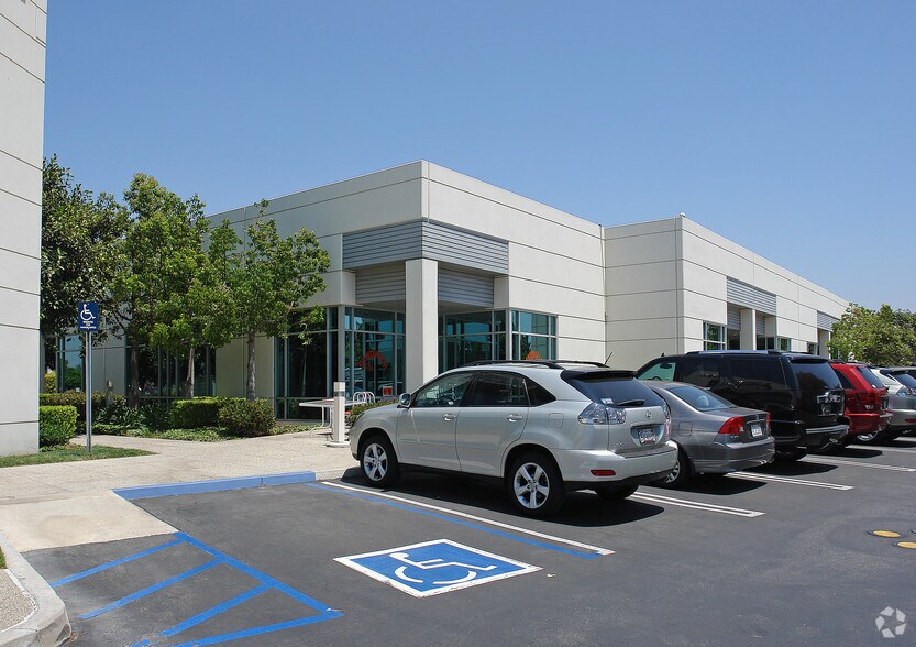 More Photos Of 212 Technology Dr, Irvine Unknown For Lease
