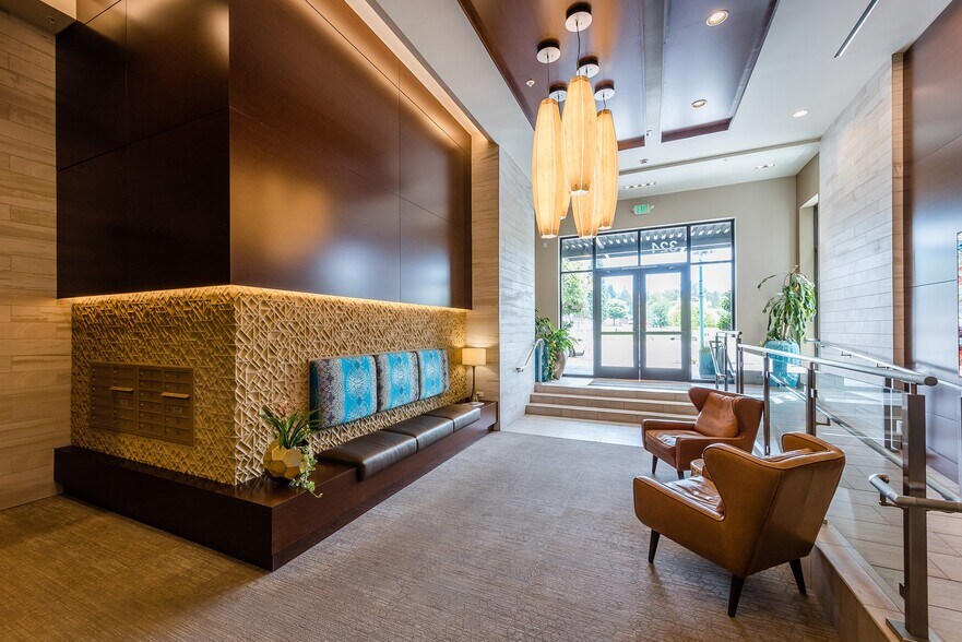 More Photos Of 324 Central Way, Kirkland Apartments For Lease