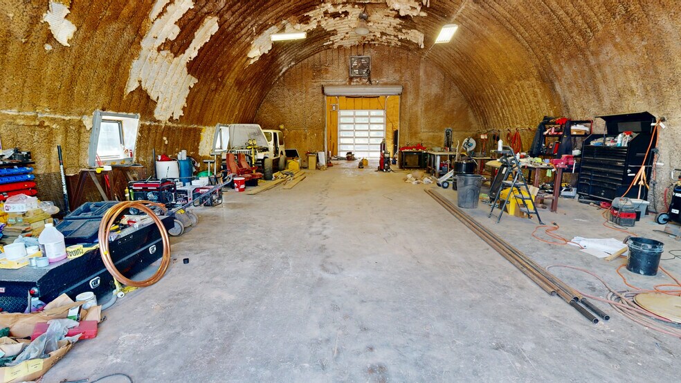 More Photos Of 11236 AR 264, Bentonville Warehouse For Lease