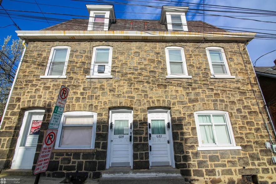 Primary Photo Of 682 Hayes St, Bethlehem Apartments For Sale