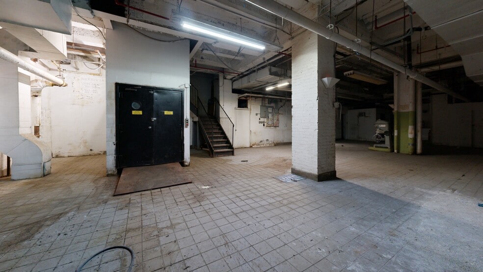 Primary Photo Of 53-57 Park Pl, New York Apartments For Lease