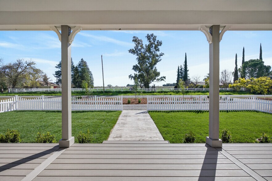 More Photos Of 25265 Carlsbad Ave, Davis Apartments For Sale