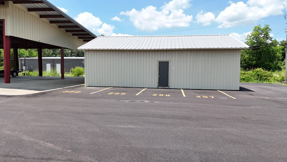 More Photos Of 3056 US-80, Pearl Warehouse For Lease