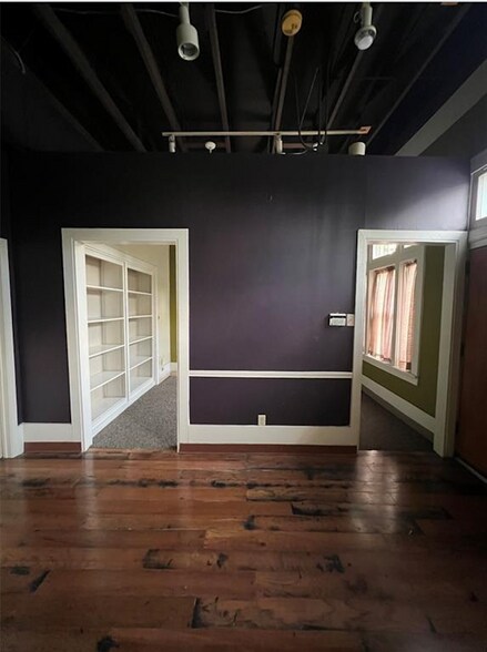 More Photos Of 3126 Handley Dr, Fort Worth General Retail For Sale