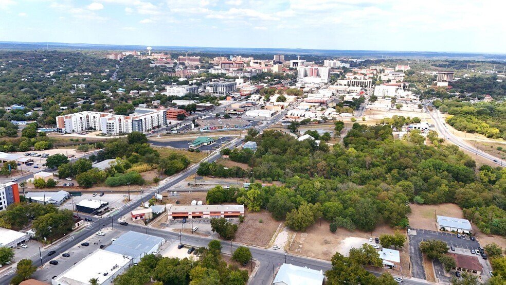 More Photos Of 209 Cheatham Street, San Marcos Land For Sale