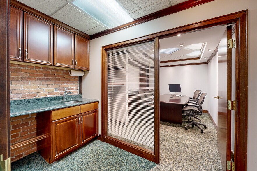 More Photos Of 200 Lincoln St, Boston Loft Creative Space For Sale