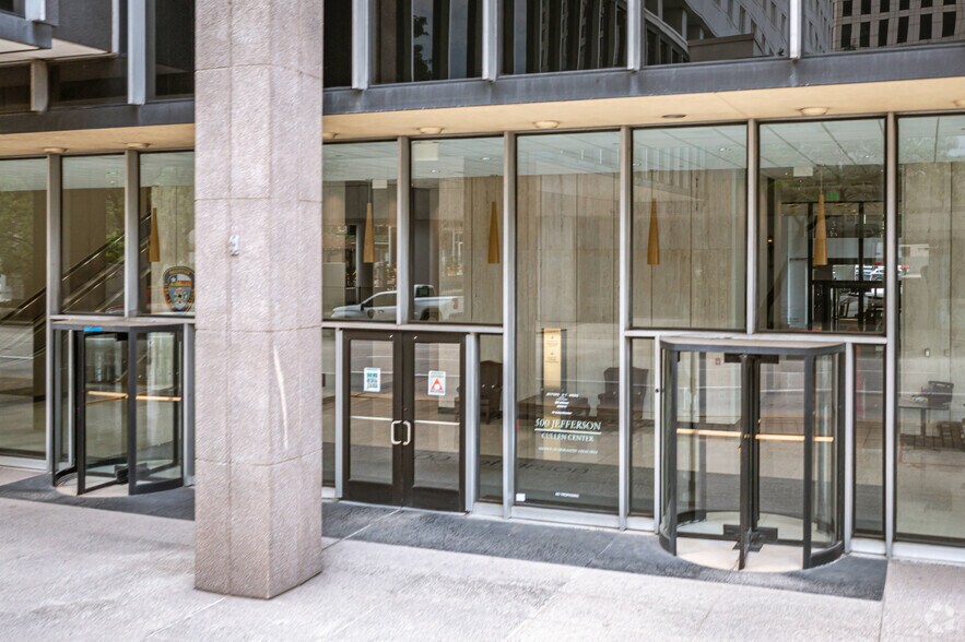 More Photos Of 500 Jefferson St, Houston Office For Lease