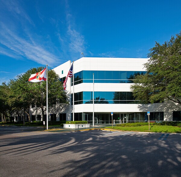 More Photos Of 636 Grand Regency Blvd, Brandon Office For Sale