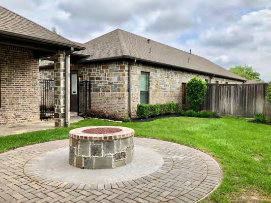 More Photos Of 32400 SH 249, Pinehurst Loft Creative Space For Lease