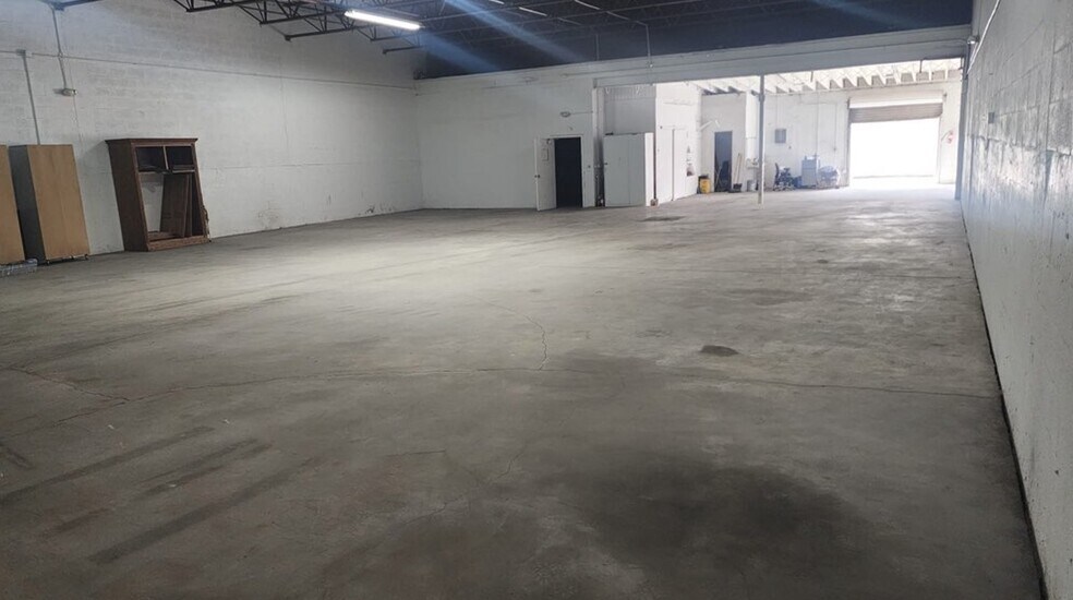 More Photos Of 14040 NW 19th Ave, Opa-locka Industrial For Sale