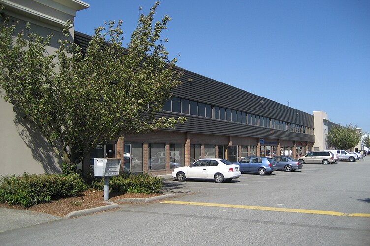 More Photos Of 1585 Broadway St, Port Coquitlam Warehouse For Lease