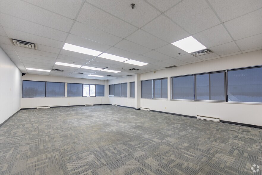 More Photos Of 8069 Lawson Rd, Milton Manufacturing For Lease