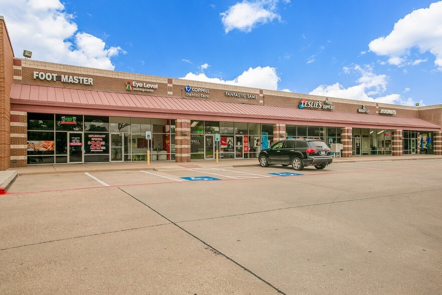 More Photos Of 110 W Sandy Lake Rd, Coppell Unknown For Lease