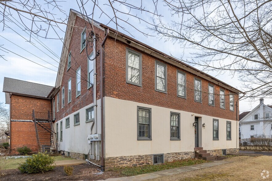 More Photos Of 7137 Old Easton Rd, Pipersville Office Residential For Sale