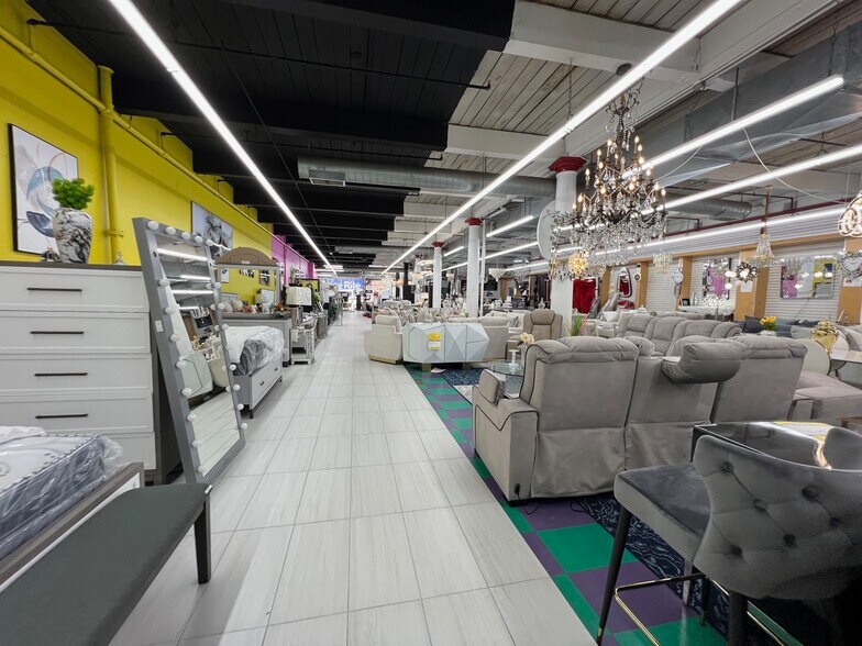 More Photos Of 300 Main St, Paterson General Retail For Sale