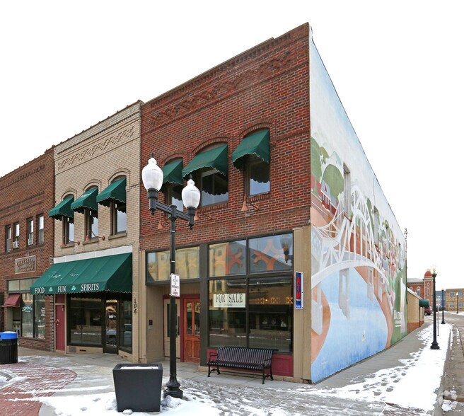 More Photos Of 106 2nd St E, Hastings Restaurant For Sale