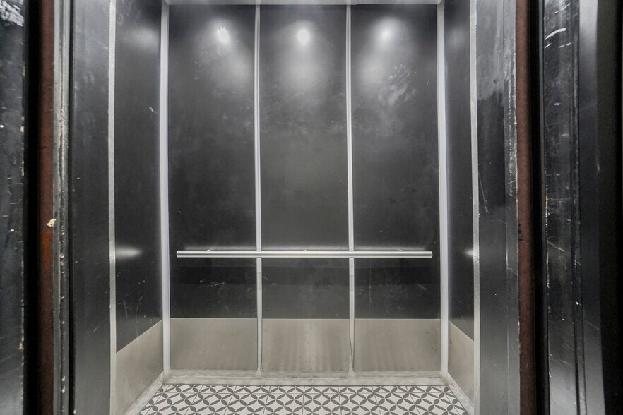 More Photos Of 8011 Romaine St, Los Angeles Apartments For Sale