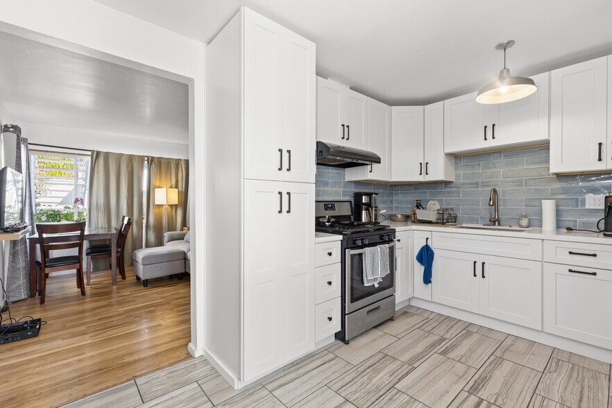 More Photos Of 4774 Wilson Ave, San Diego Apartments For Sale