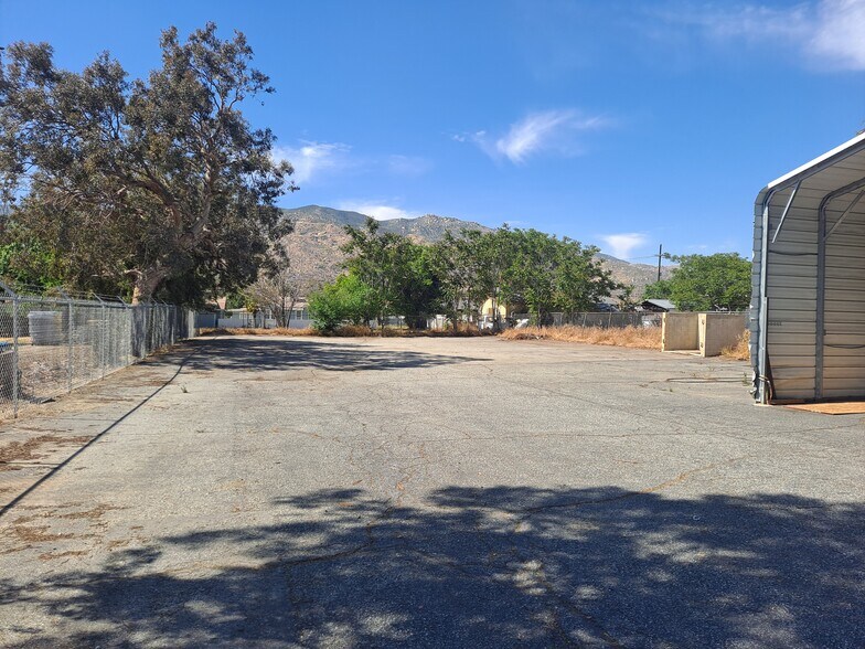 More Photos Of 1126 E Lincoln St, Banning Manufacturing For Lease