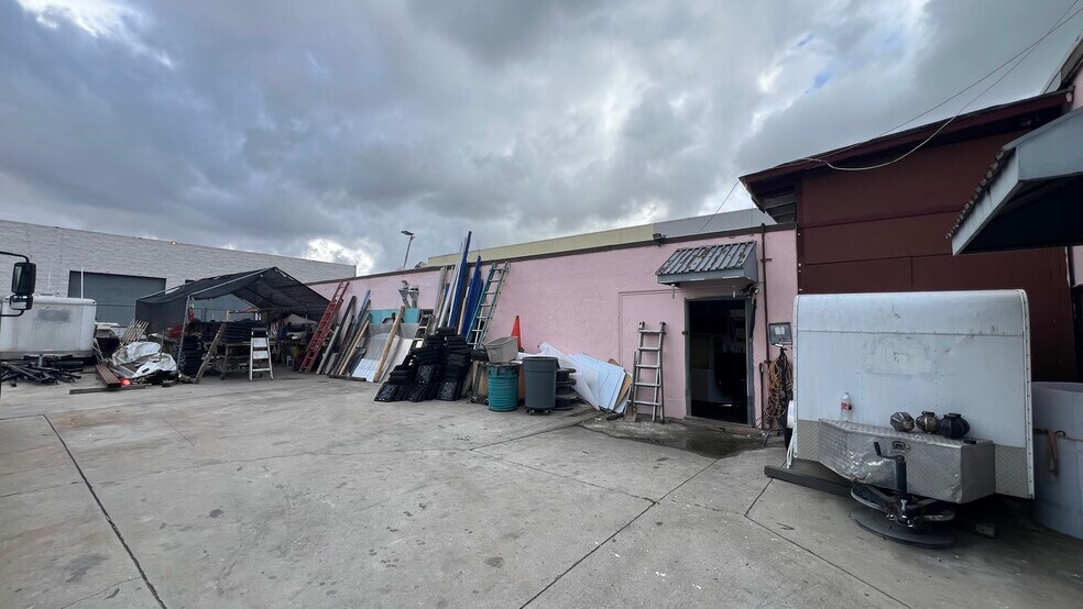 More Photos Of 2116 Seaman Ave, South El Monte Manufacturing For Sale