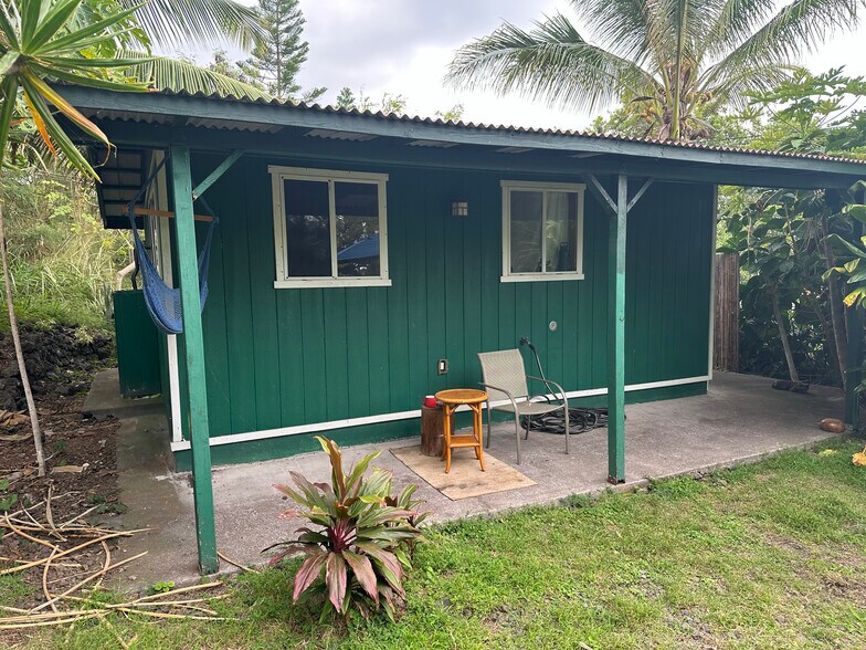 More Photos Of 82-5674 Kahau Pl, Captain Cook Restaurant For Lease