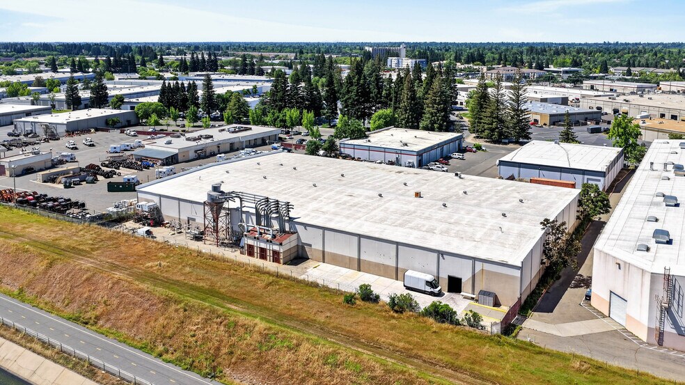 More Photos Of 2587 Mercantile Dr, Rancho Cordova Warehouse For Lease