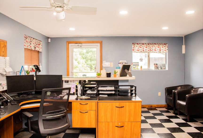 More Photos Of 8 Englewood St, Webster Auto Repair For Sale