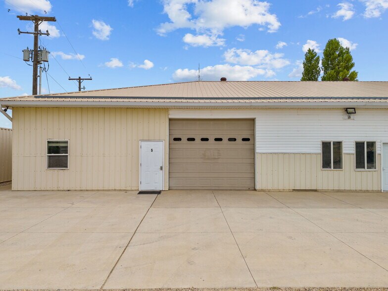 More Photos Of 4219 N Old US Highway 91, Cedar City Warehouse For Sale