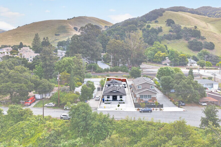 More Photos Of 919 Old Canyon Rd, Fremont Multifamily For Sale