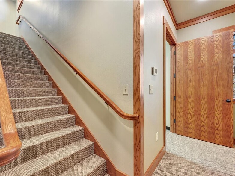 More Photos Of 7680 FM 2497, Lufkin Office For Sale