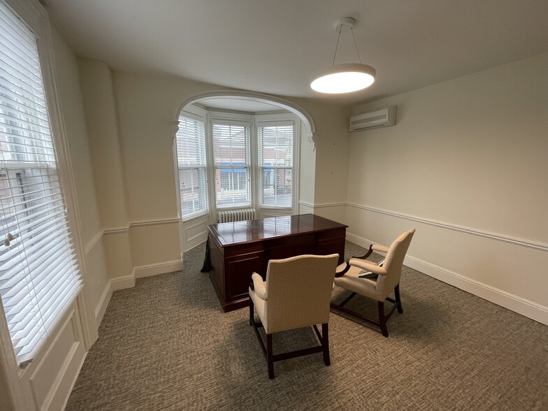More Photos Of 25 N Fullerton Ave, Montclair Office Residential For Lease