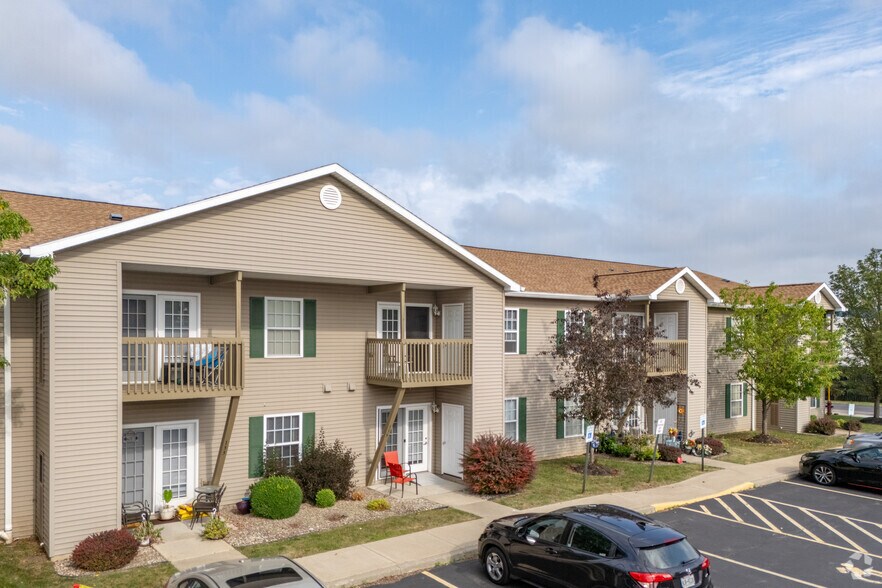 Primary Photo Of 2341 Union Rd, West Seneca Apartments For Lease