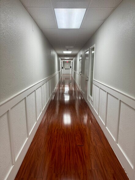 More Photos Of 9501 US Highway 19, Port Richey Office For Sale