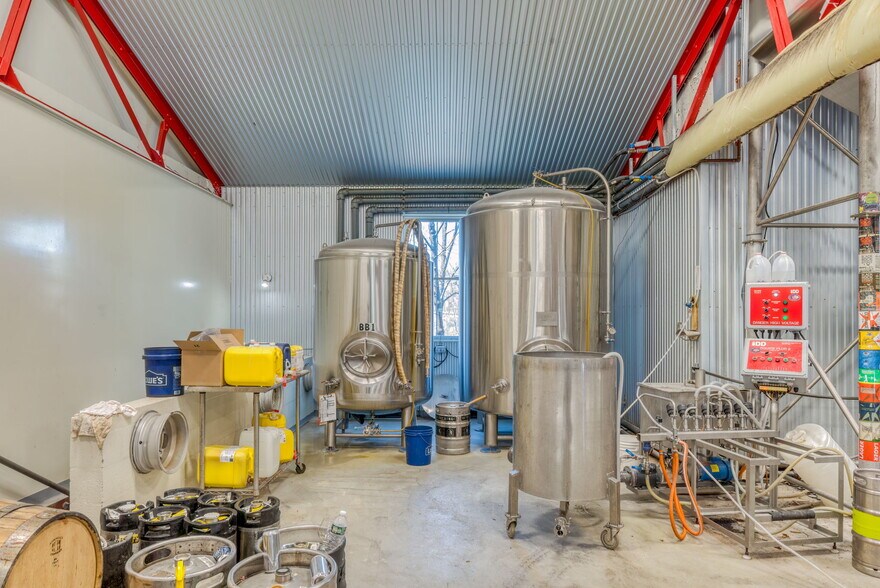 More Photos Of 201 Water St, Catskill Winery Vineyard For Sale