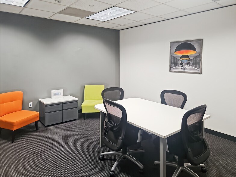 More Photos Of 5444 Westheimer Rd, Houston Coworking Space