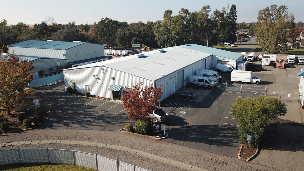 More Photos Of 140 Flocchini Cir, Lincoln Warehouse For Lease