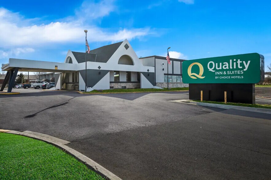 More Photos Of 3537 W Broadway, Council Bluffs Hotel For Sale