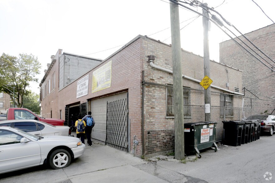 More Photos Of 4134-4136 W North Ave, Chicago Storefront Retail Residential For Lease